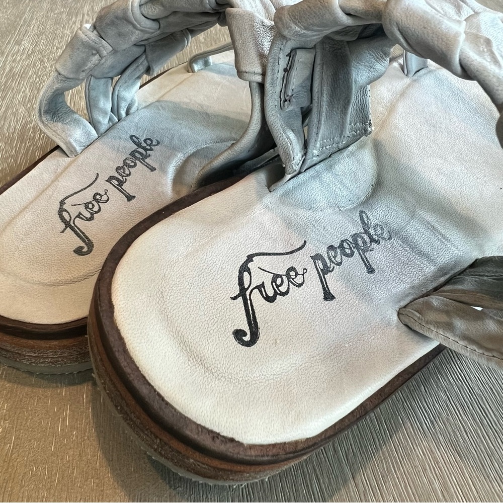SOLD Free People FP Movement woven river flat sandal size 38 / 8 - Picture 5 of 8